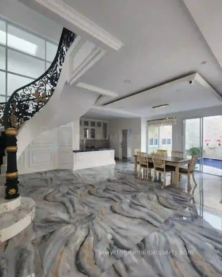 Rumah Mewah Unit Baru Dalam Komplek Perumahan Elit di Tanjung Barat Jakarta Selatan (8)