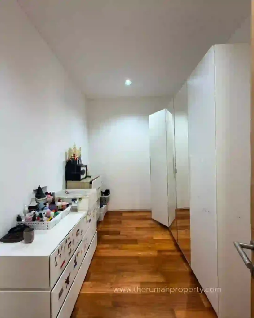 Rumah Modern Industrial Kebayoran Baru Kondisi Terawat dan Siap Huni (7)
