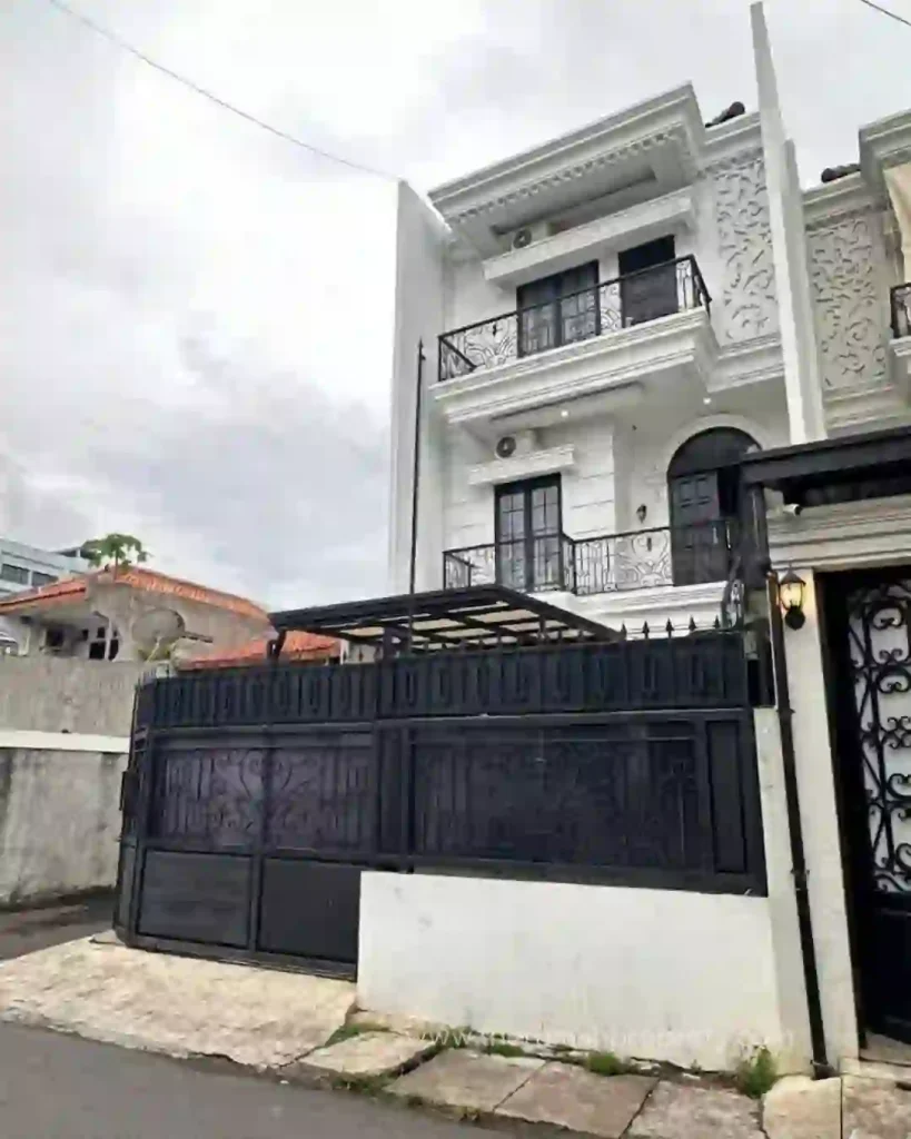Rumah Pejaten Timur Pasar Minggu dekat ke Mall Kalibata City (2)