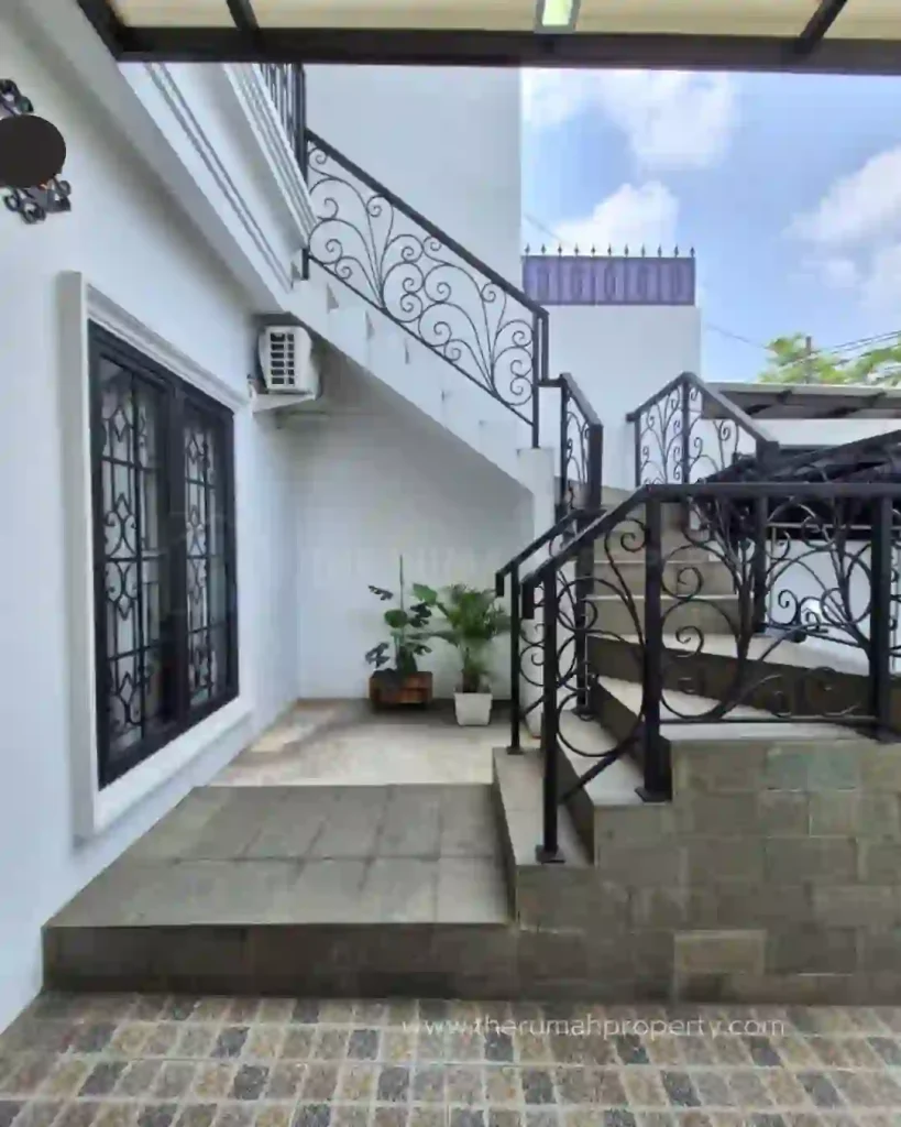 Rumah Pejaten Timur Pasar Minggu dekat ke Mall Kalibata City (4)