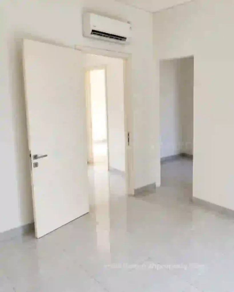 Rumah dijual di Lavon Swan City Siap Huni Posisi Hook Kondisi Bagus (5)
