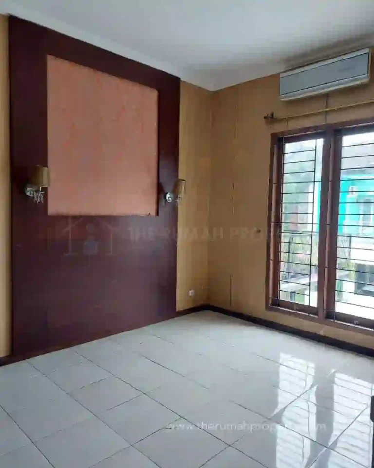 Rumah dijual di Rempoa Keamanan 24 Jam dengan One Gate Semi Furnished (5)