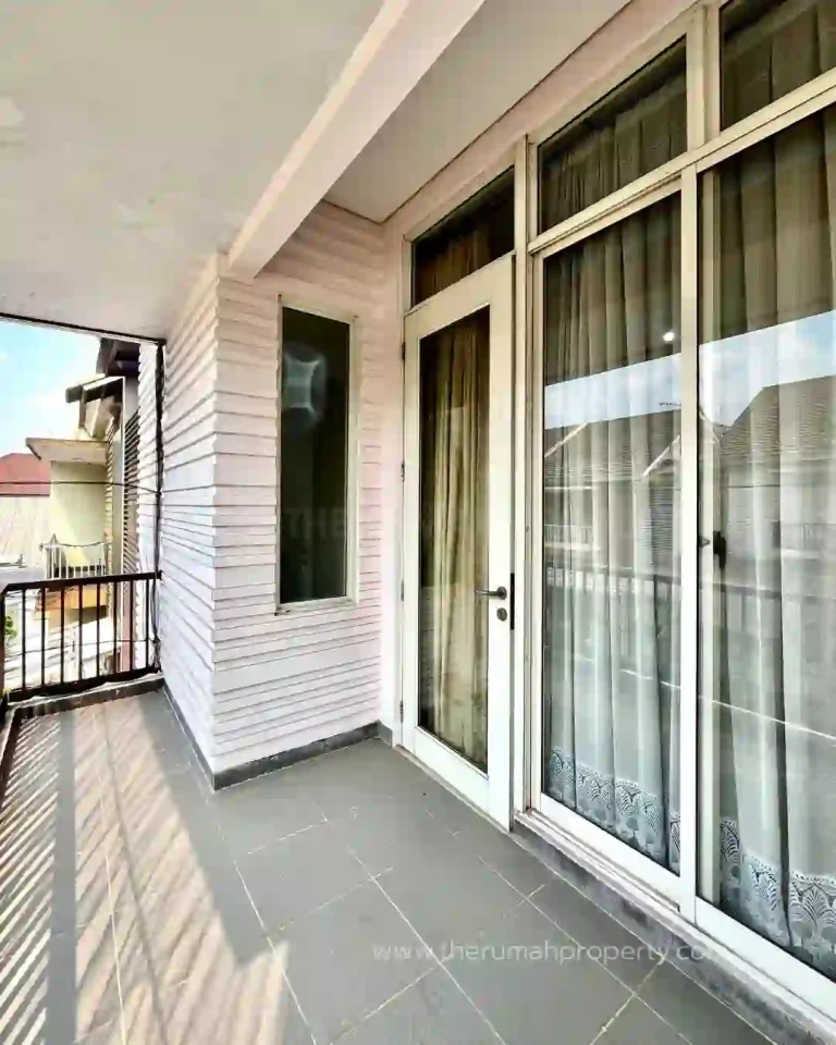 Townhouse 2 Lantai Pondok Pinang Jakarta Selatan Unit Furnished Siap Huni (8)